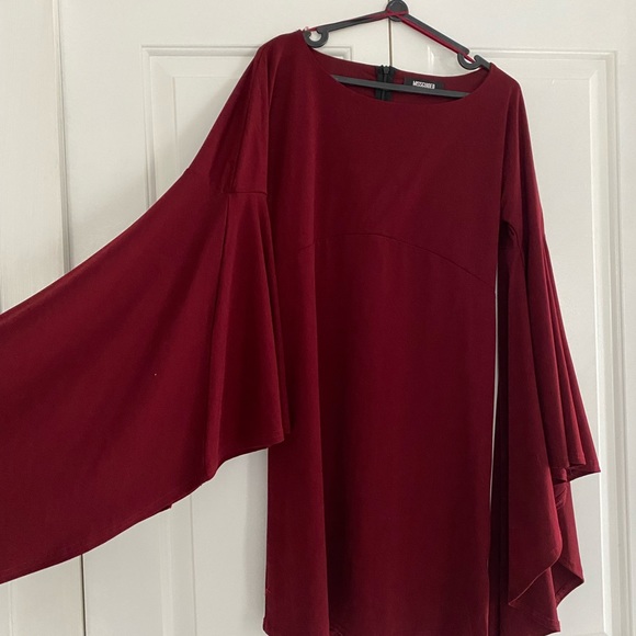 Misguided Maroon Red Flowy Sleeve Dress - Picture 4 of 5